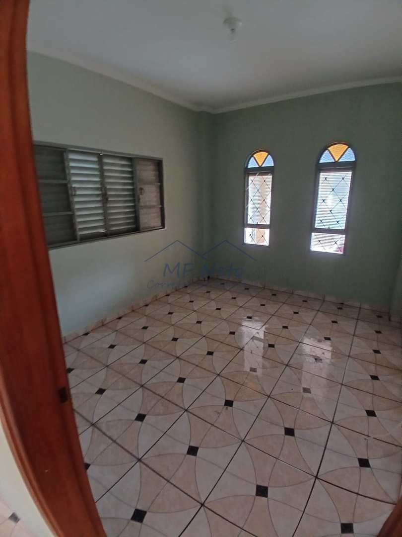 Casa à venda com 2 quartos, 264m² - Foto 3