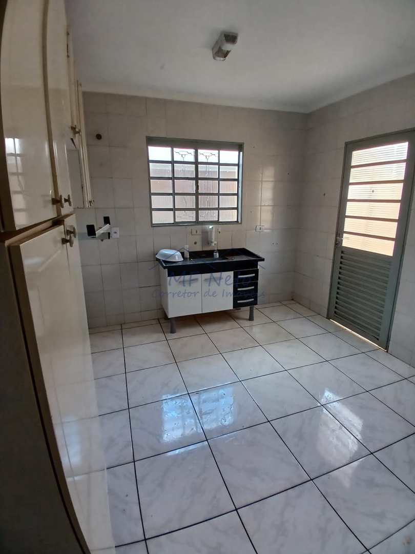 Casa à venda com 2 quartos, 264m² - Foto 6