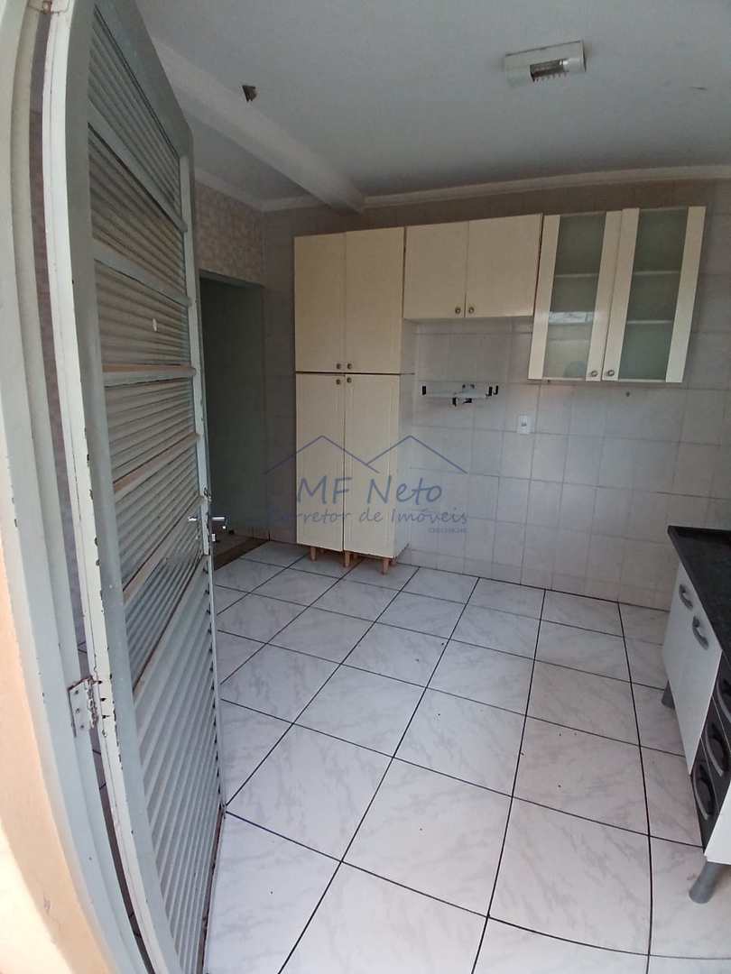 Casa à venda com 2 quartos, 264m² - Foto 5