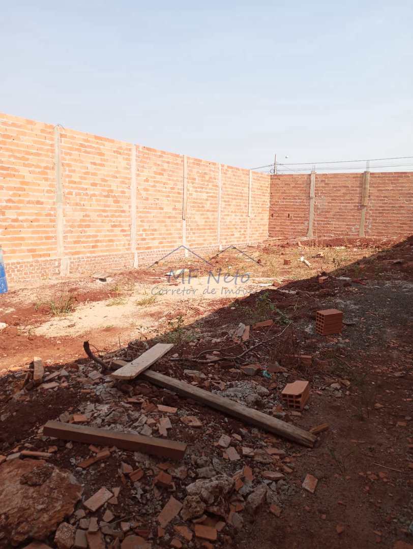 Terreno à venda, 180m² - Foto 1