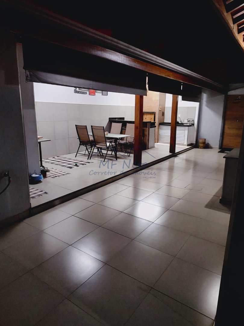 Casa, 3 quartos, 253 m² - Foto 28