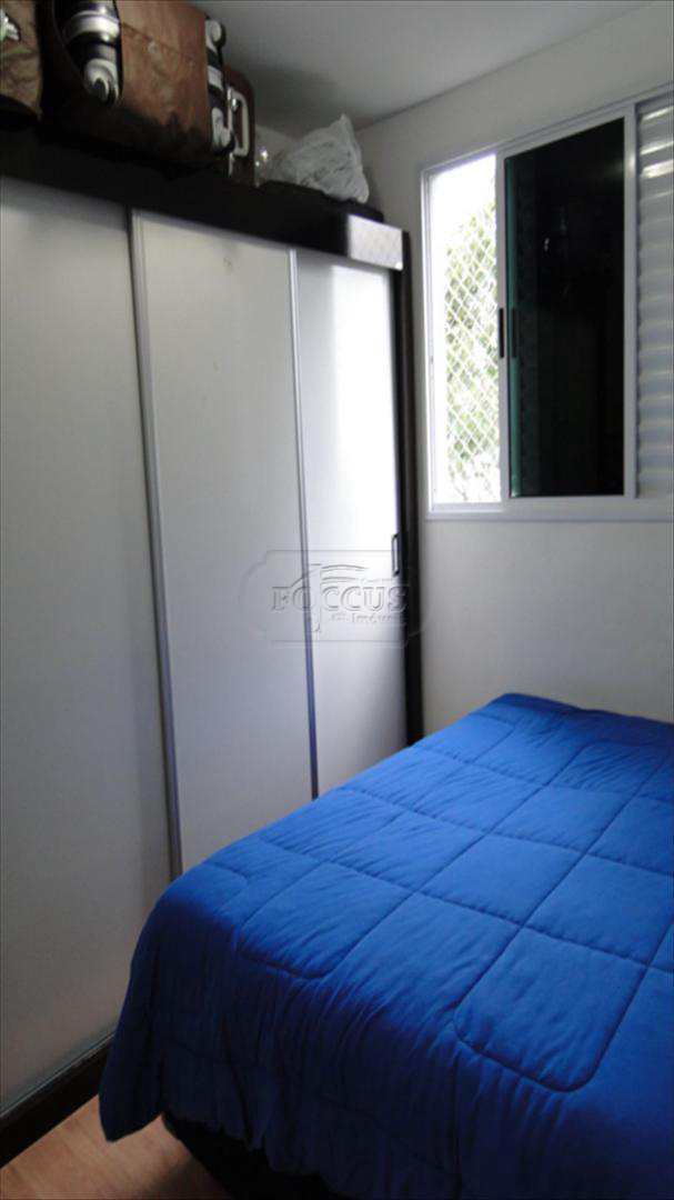 Apartamento à venda com 2 quartos, 44m² - Foto 11