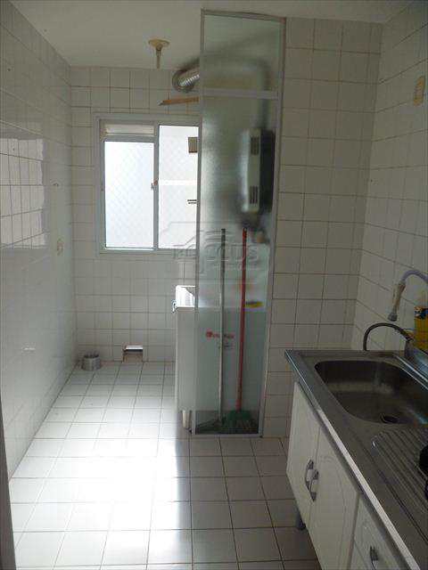 Apartamento à venda com 2 quartos, 48m² - Foto 13