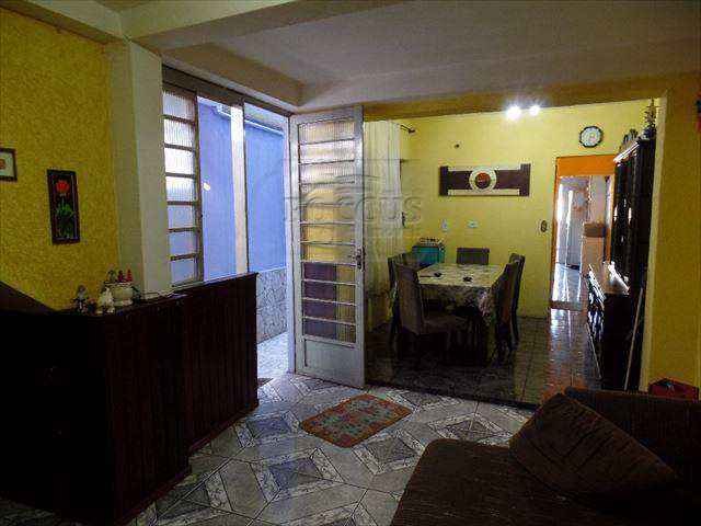 Casa à venda com 4 quartos, 140m² - Foto 18