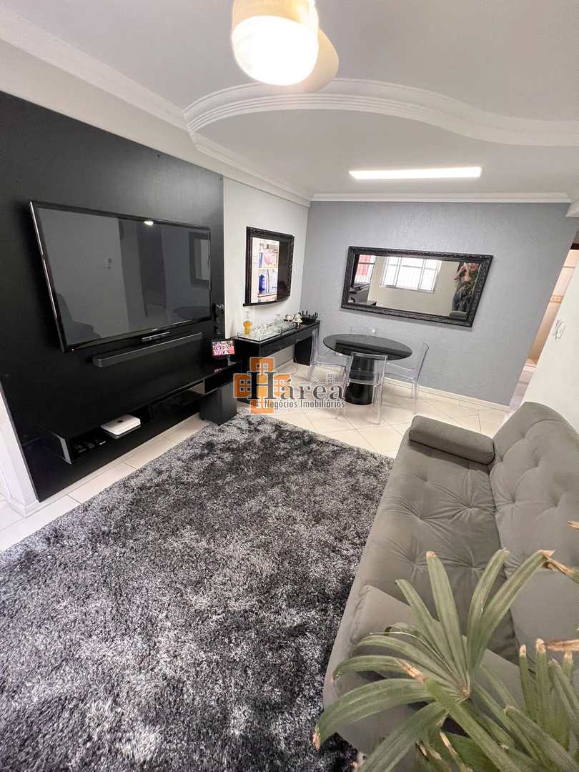 Apartamento à venda com 4 quartos, 240m² - Foto 2