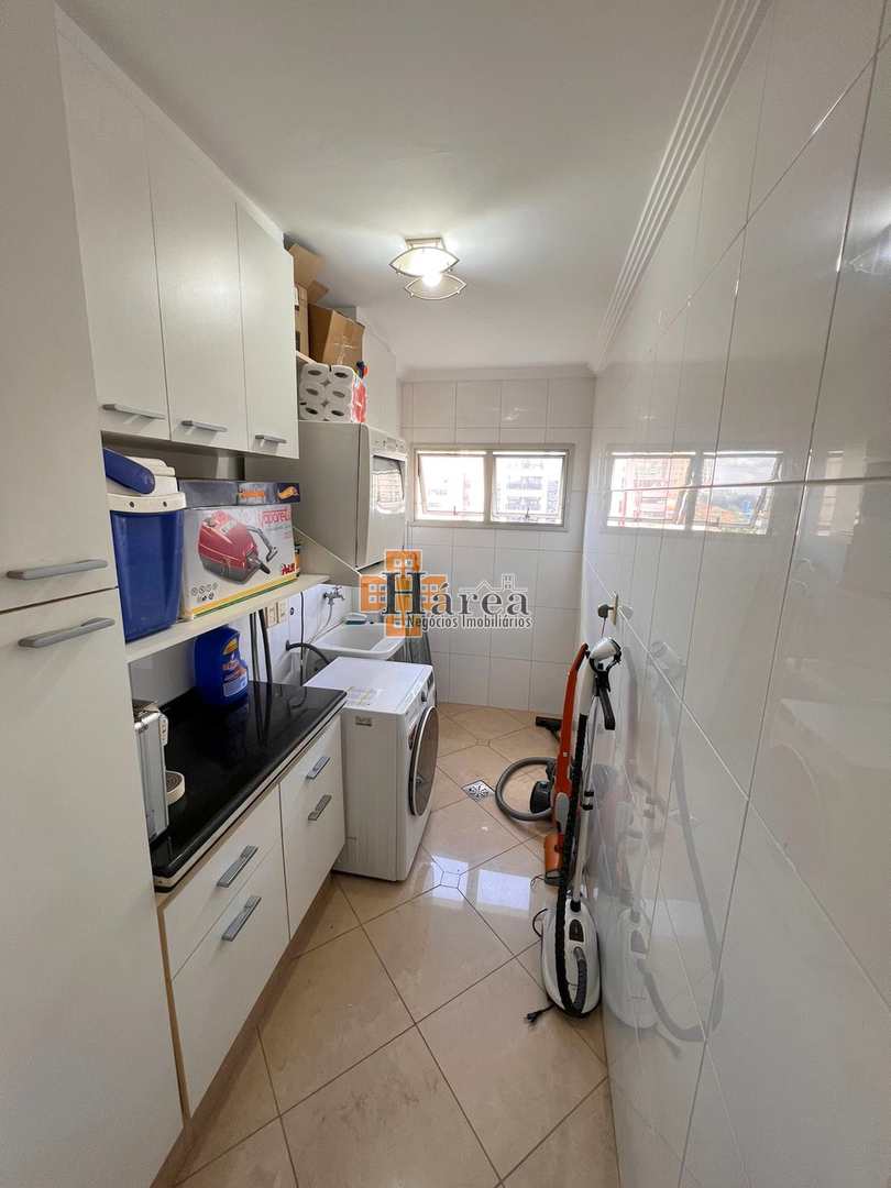 Apartamento à venda com 4 quartos, 240m² - Foto 13