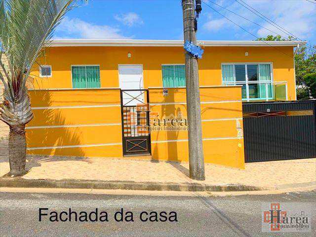 Casa à venda com 3 quartos, 300m² - Foto 1