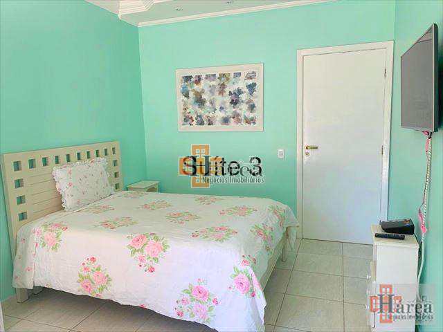 Casa à venda com 3 quartos, 300m² - Foto 29