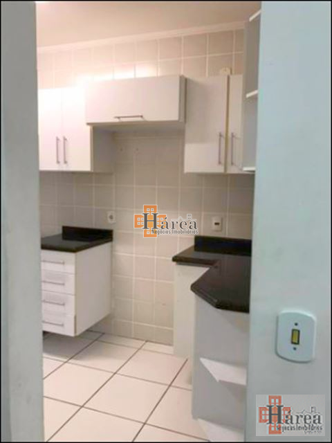 Apartamento à venda com 2 quartos, 70m² - Foto 9