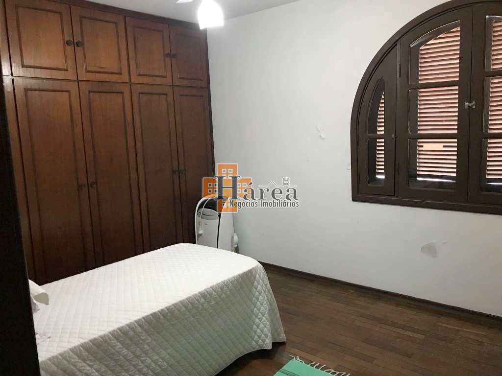 Casa à venda e aluguel com 3 quartos, 307m² - Foto 15