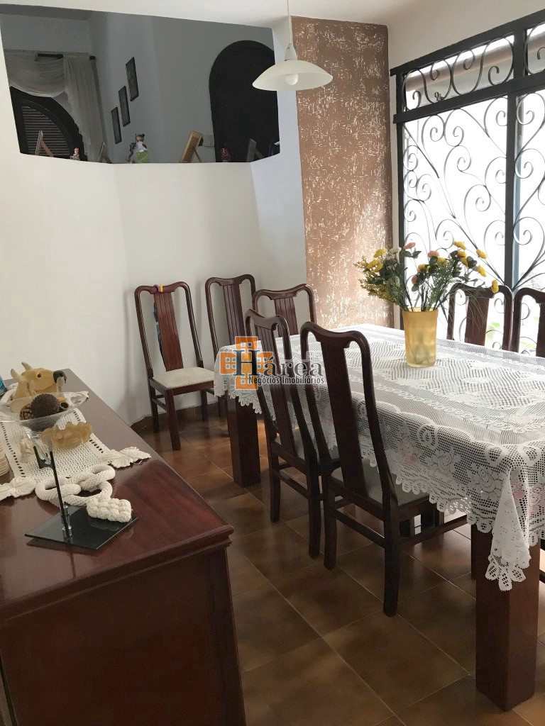 Casa à venda e aluguel com 3 quartos, 307m² - Foto 28