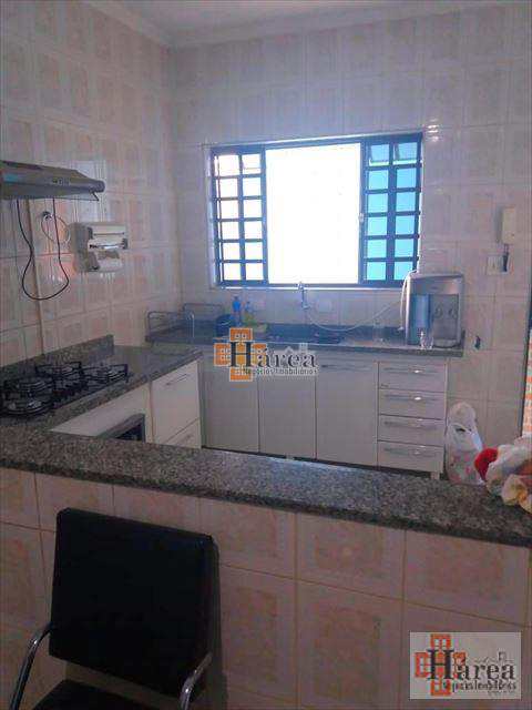 Casa à venda com 2 quartos, 200m² - Foto 9