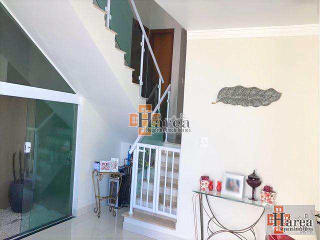 Sobrado à venda com 3 quartos, 160m² - Foto 2