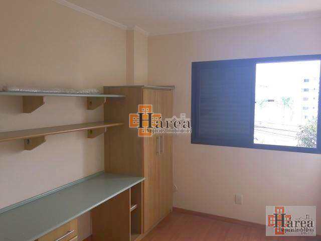 Apartamento à venda com 3 quartos, 113m² - Foto 3