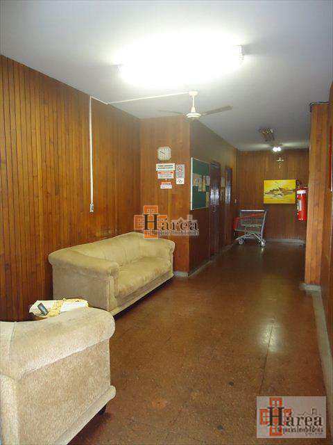 Apartamento à venda com 3 quartos, 135m² - Foto 2