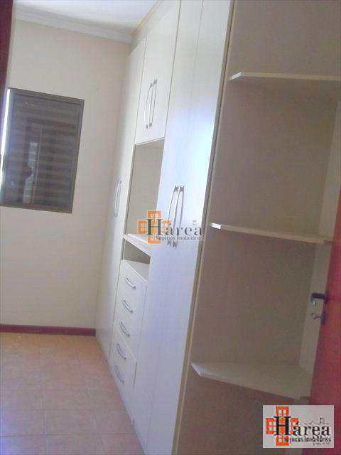 Apartamento para alugar com 3 quartos, 90m² - Foto 18