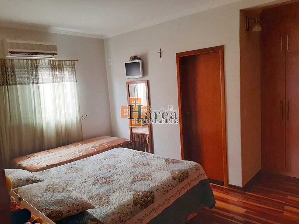 Casa de Condomínio à venda com 3 quartos, 207m² - Foto 9