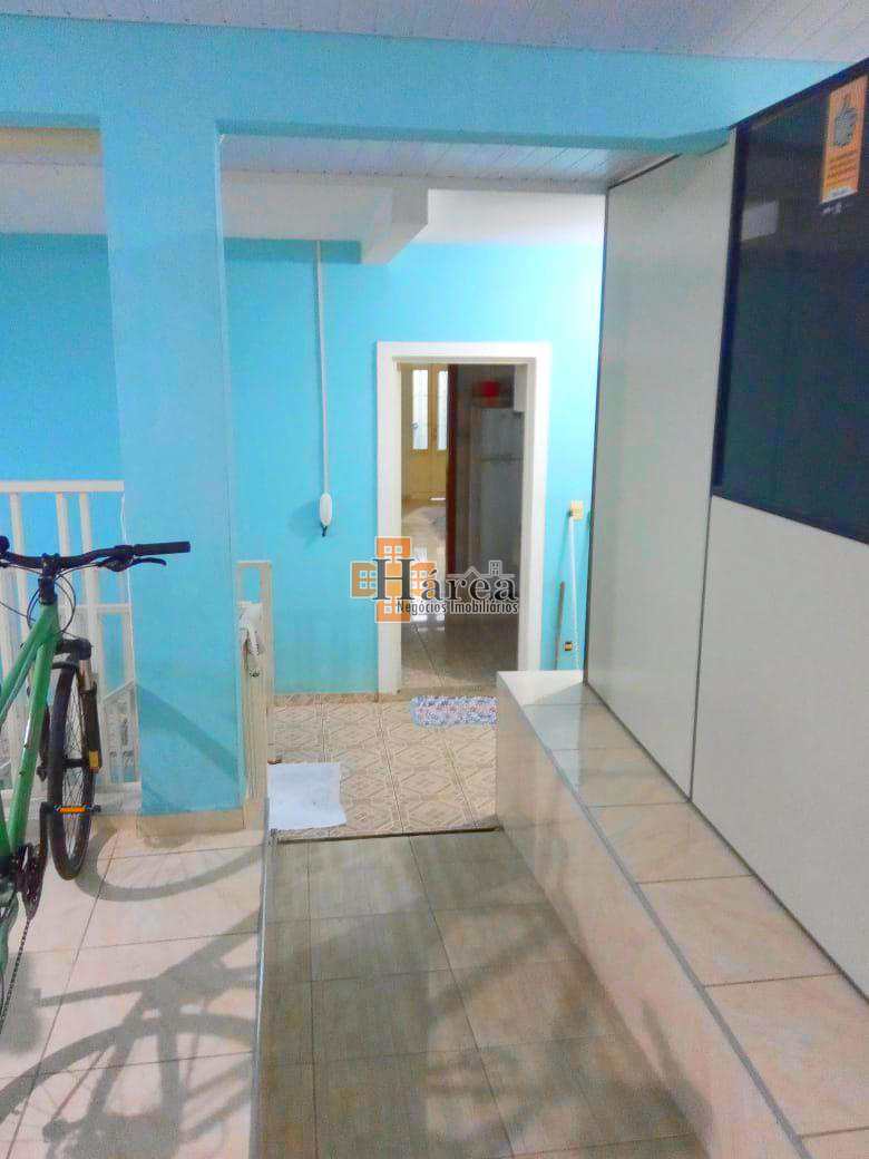 Casa à venda com 3 quartos, 240m² - Foto 20