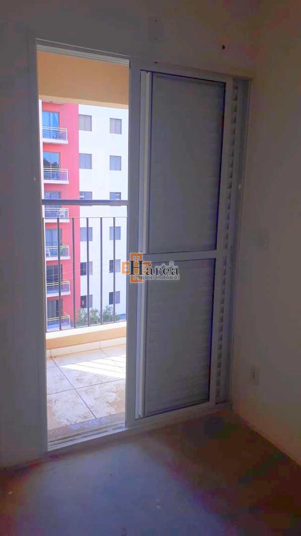 Apartamento à venda com 2 quartos, 67m² - Foto 9