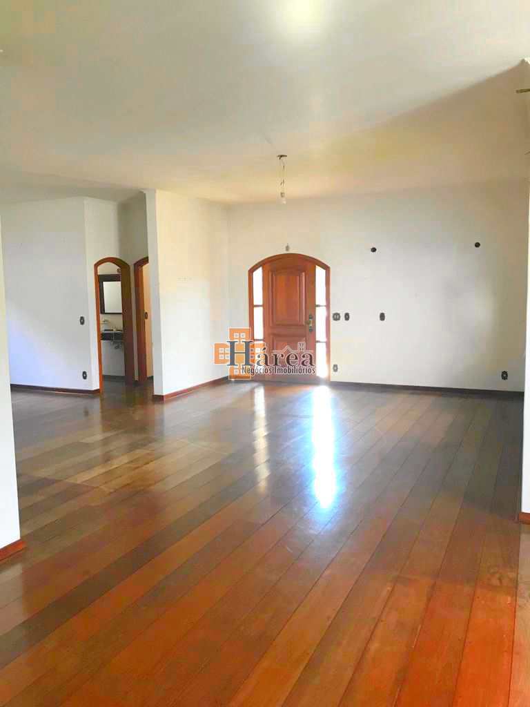 Casa à venda com 4 quartos, 450m² - Foto 3