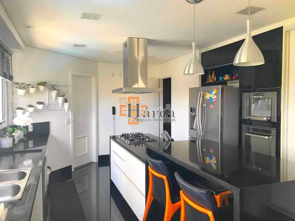 Apartamento à venda com 3 quartos, 238m² - Foto 13