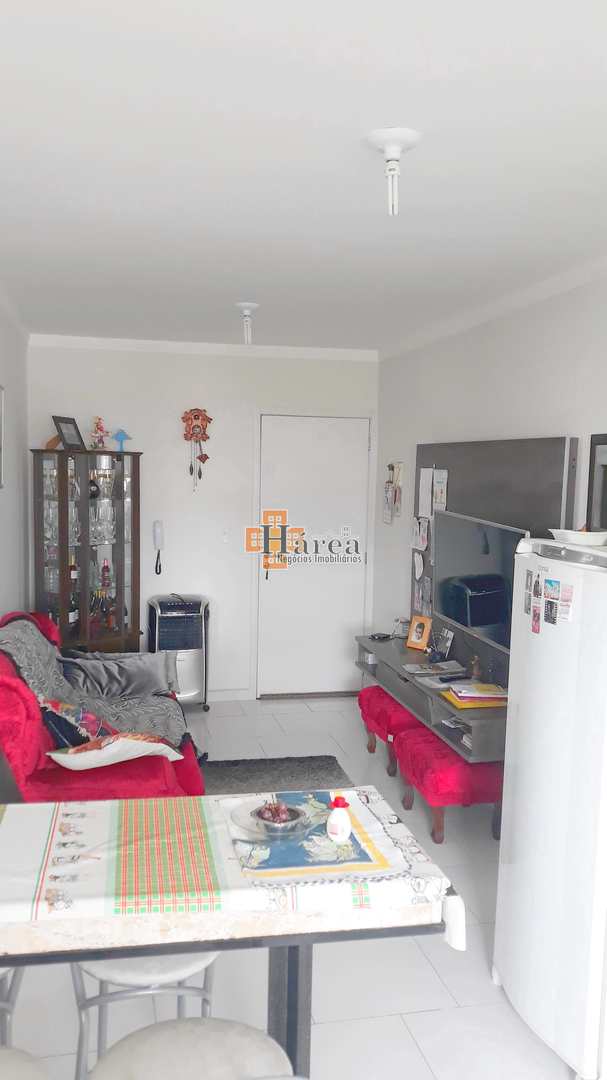 Apartamento à venda com 2 quartos, 47m² - Foto 2