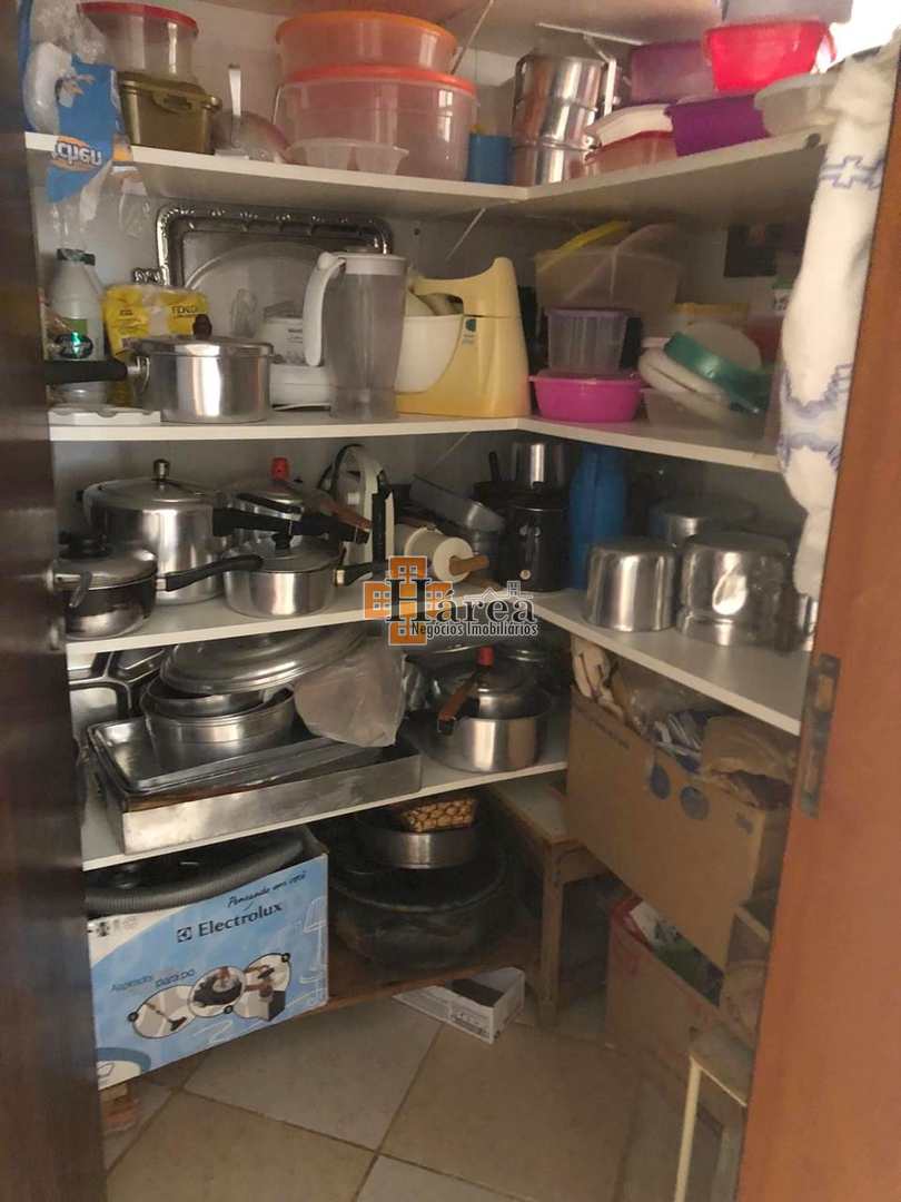 Sobrado à venda com 3 quartos, 320m² - Foto 4