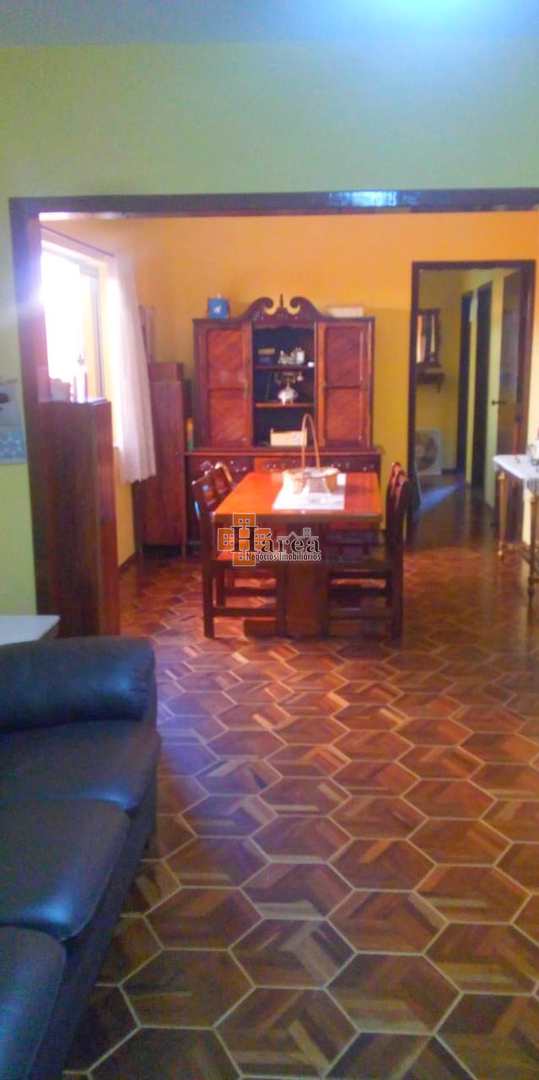 Casa à venda com 3 quartos, 186m² - Foto 2