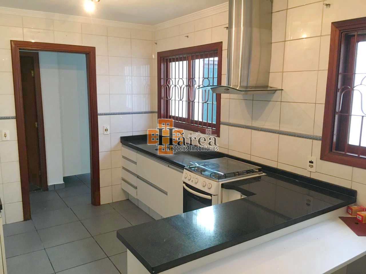 Sobrado à venda e aluguel com 3 quartos, 308m² - Foto 19