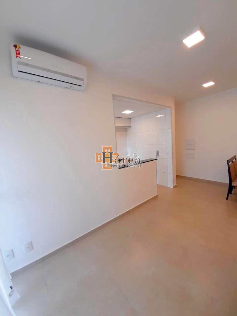 Apartamento à venda com 3 quartos, 80m² - Foto 3