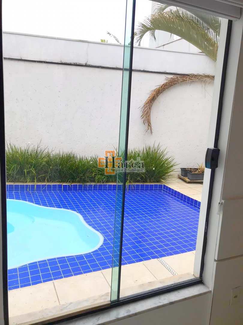 Casa de Condomínio à venda com 3 quartos, 220m² - Foto 40