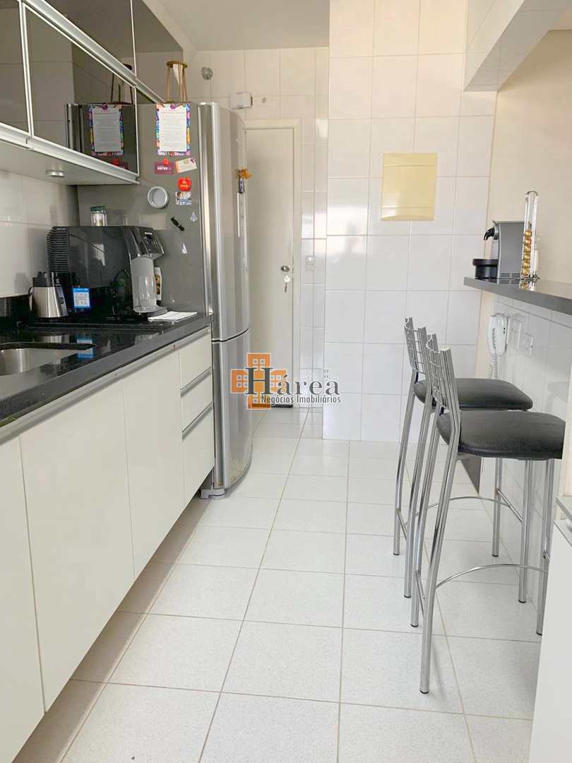 Apartamento à venda com 3 quartos, 86m² - Foto 11