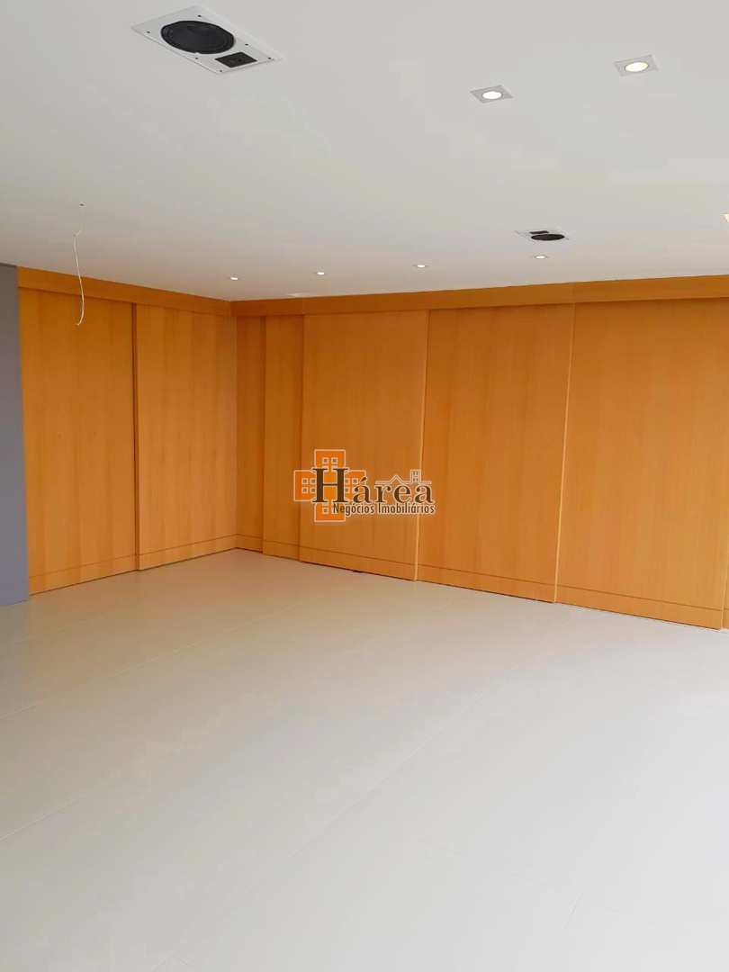 Apartamento à venda com 3 quartos, 215m² - Foto 2