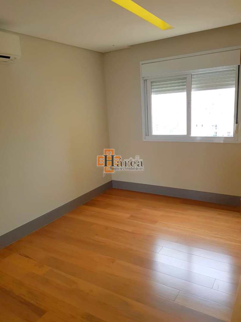 Apartamento à venda com 3 quartos, 215m² - Foto 14