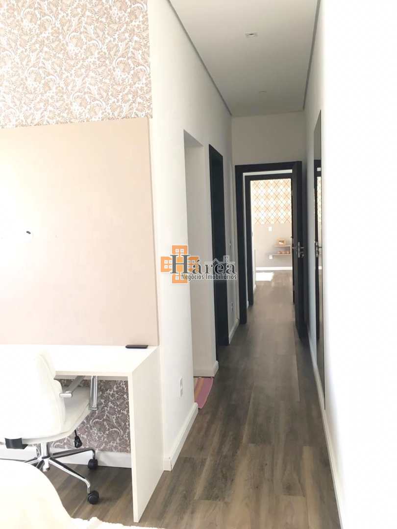 Sobrado à venda com 3 quartos, 345m² - Foto 11