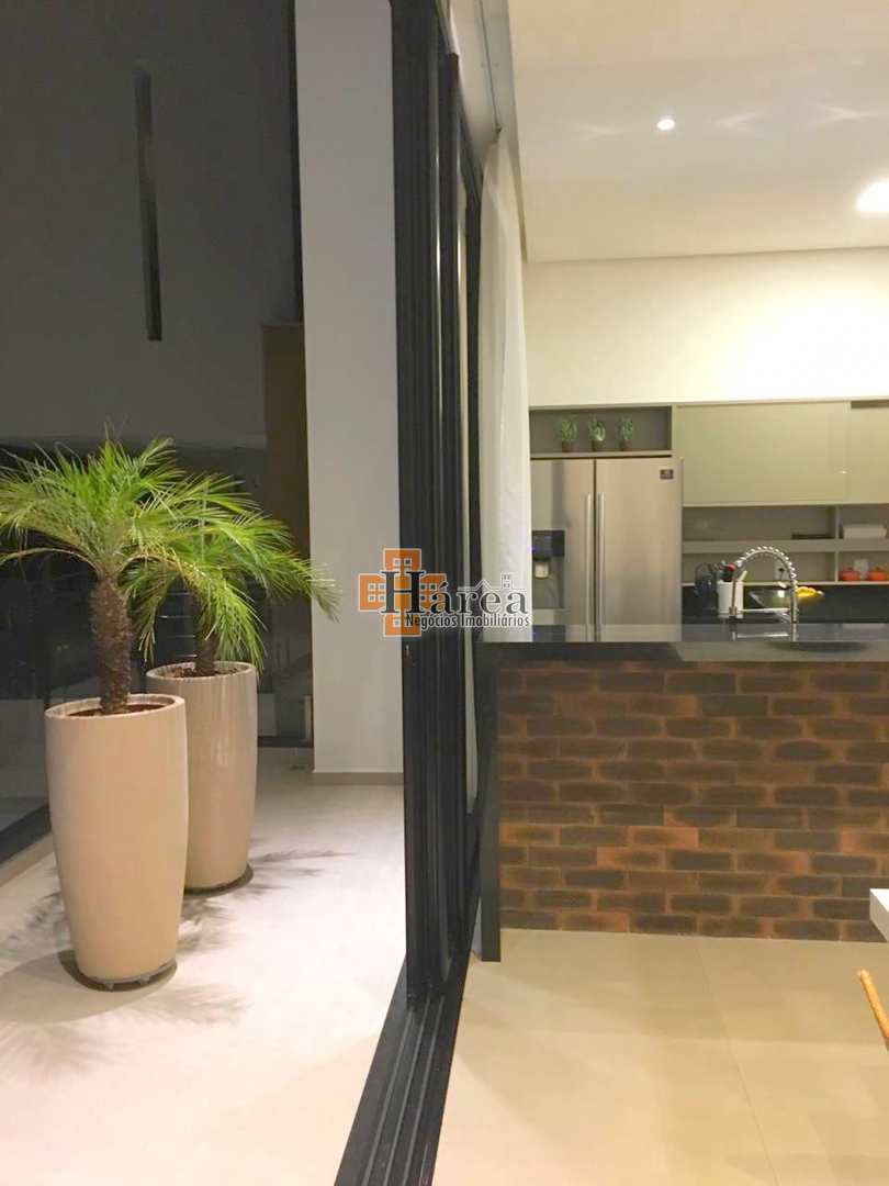 Sobrado à venda com 3 quartos, 345m² - Foto 19