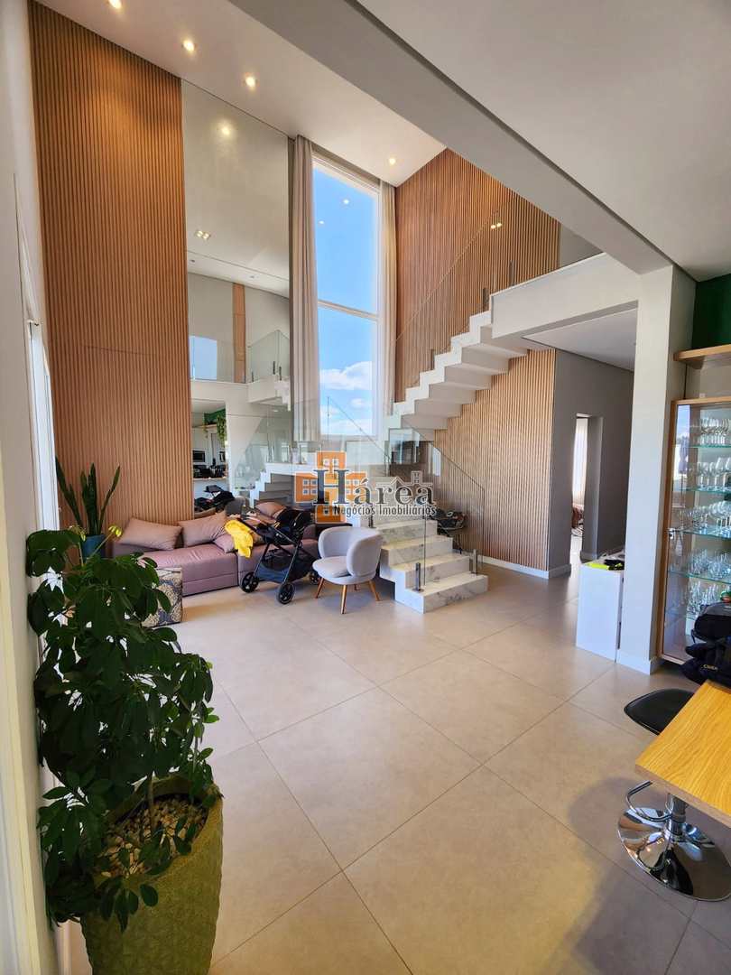 Sobrado à venda com 3 quartos, 275m² - Foto 2