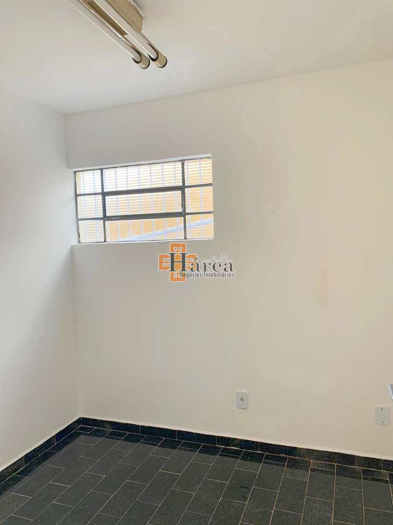 Casa para alugar com 3 quartos, 180m² - Foto 16