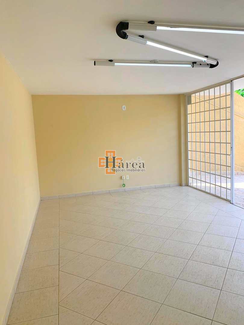 Casa para alugar com 3 quartos, 180m² - Foto 5