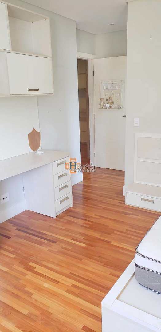 Apartamento para alugar com 3 quartos, 199m² - Foto 10