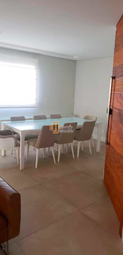 Apartamento para alugar com 3 quartos, 199m² - Foto 5