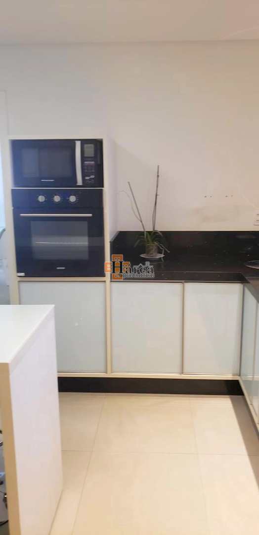 Apartamento para alugar com 3 quartos, 199m² - Foto 26