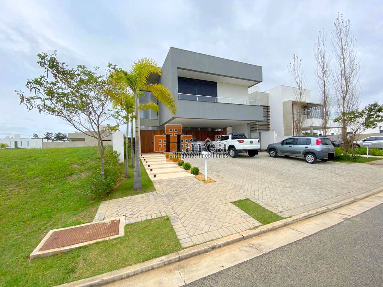 Sobrado à venda com 3 quartos, 340m² - Foto 2