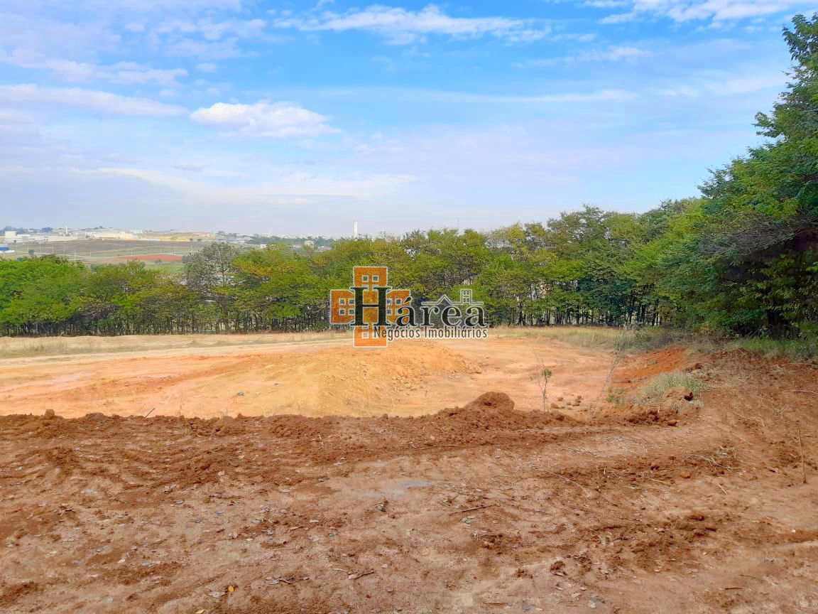 Terreno à venda, 98000m² - Foto 1