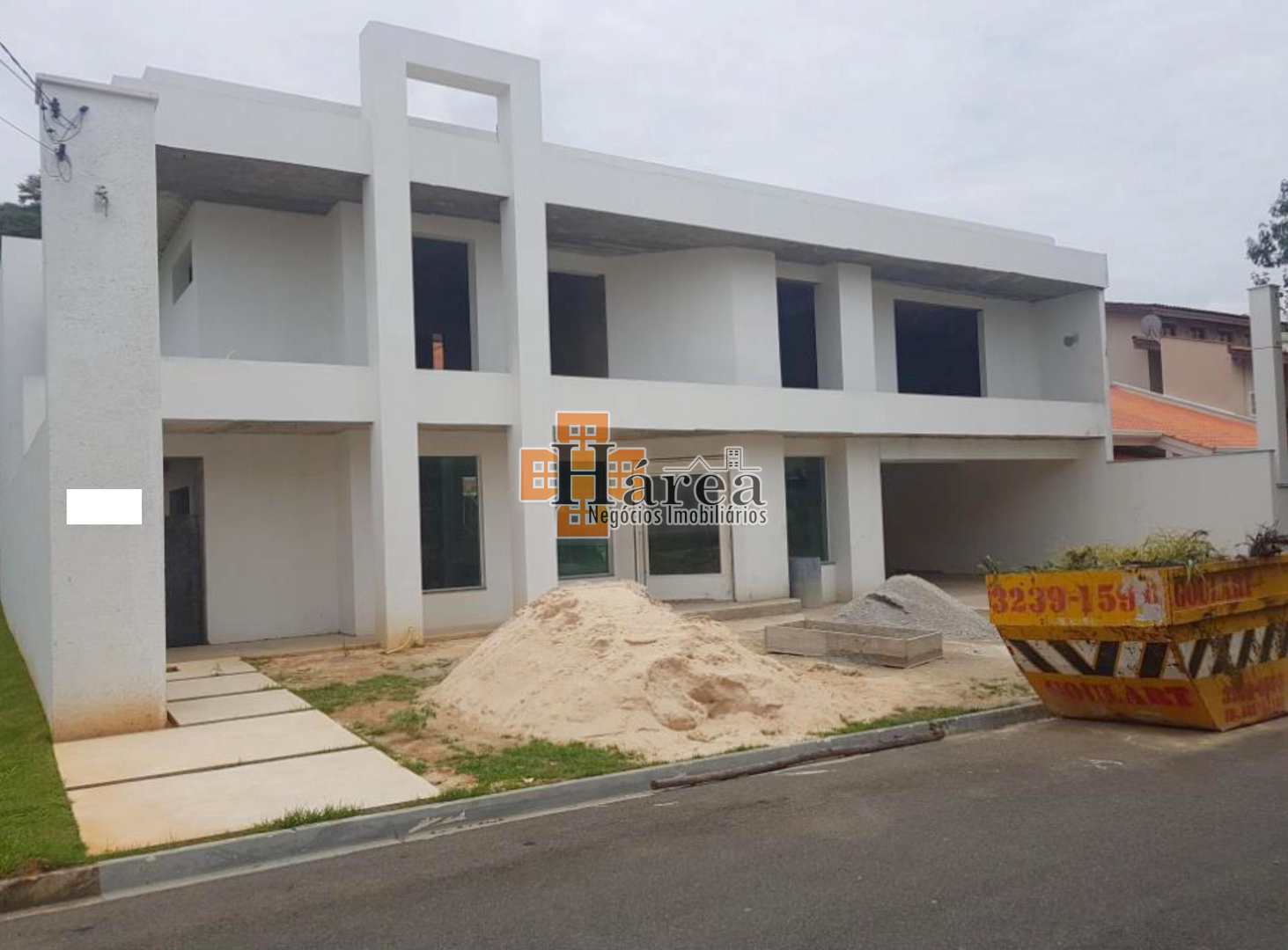 Sobrado à venda com 7 quartos, 800m² - Foto 1