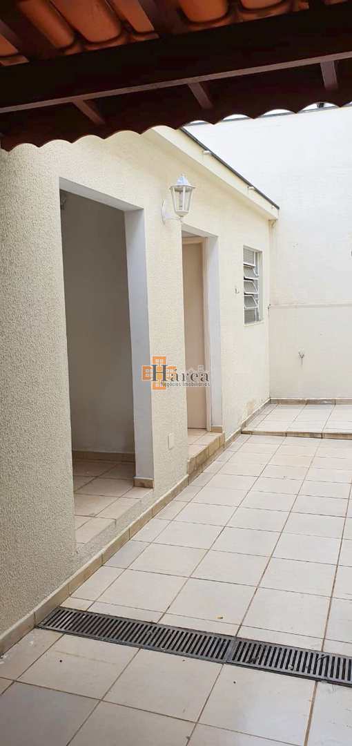 Casa à venda com 3 quartos, 168m² - Foto 22