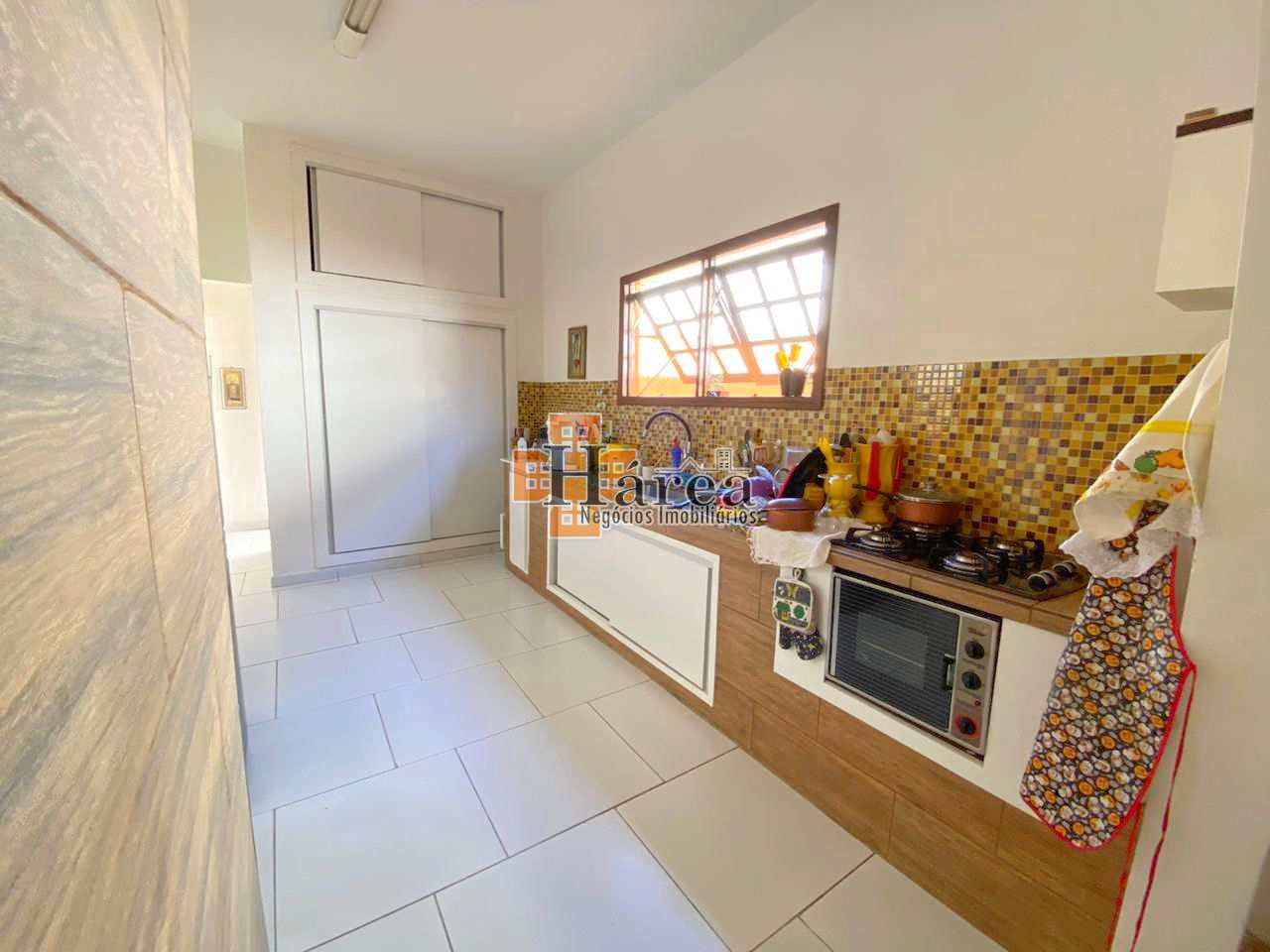 Casa à venda com 3 quartos, 235m² - Foto 25