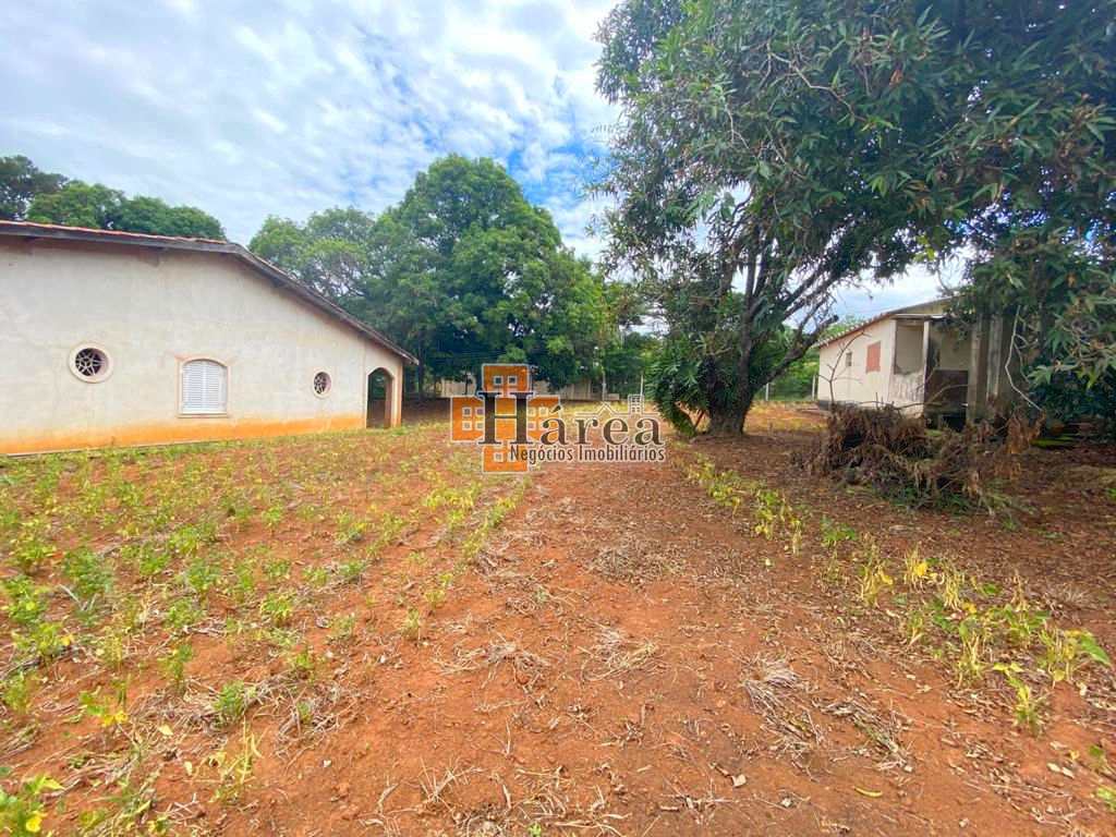 Fazenda à venda com 3 quartos, 500m² - Foto 2