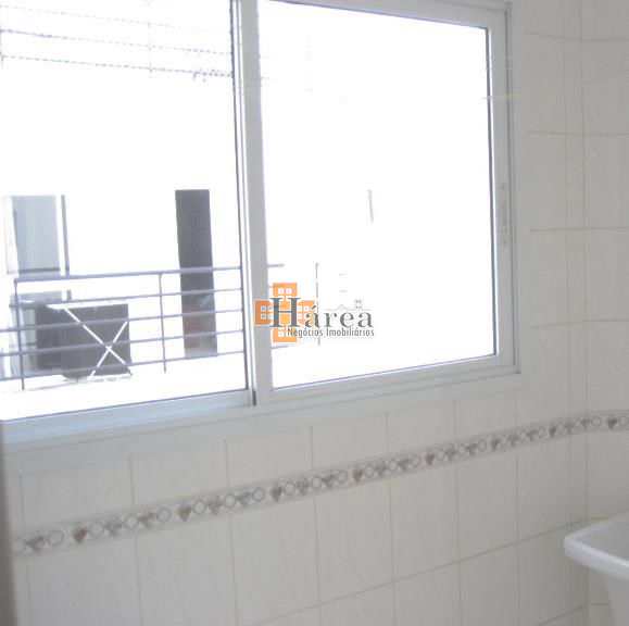 Apartamento à venda com 2 quartos, 75m² - Foto 14