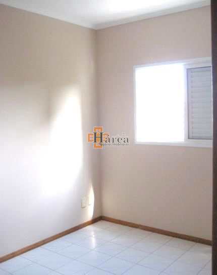 Apartamento à venda com 2 quartos, 75m² - Foto 8